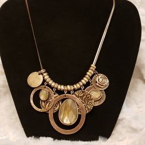 2 gold necklaces
